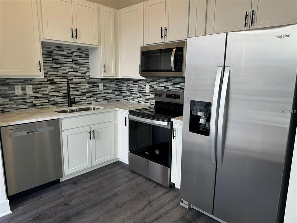 For Rent: $1,500 (1 beds, 1 baths, 484 Square Feet)