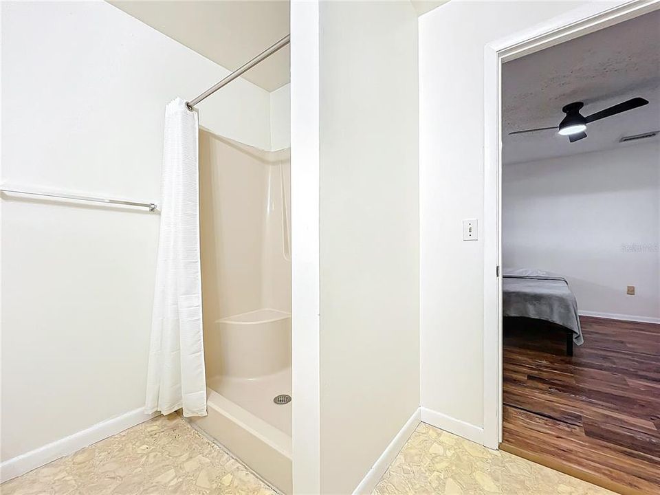 На продажу: $175,000 (3 спален, 2 ванн, 1310 Квадратных фут)