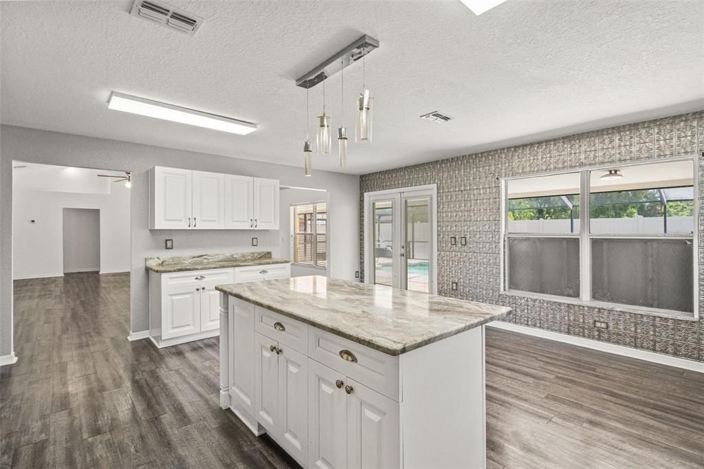 For Sale: $465,000 (4 beds, 2 baths, 2624 Square Feet)