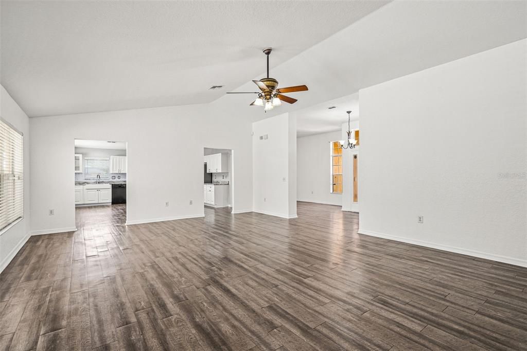 For Sale: $465,000 (4 beds, 2 baths, 2624 Square Feet)