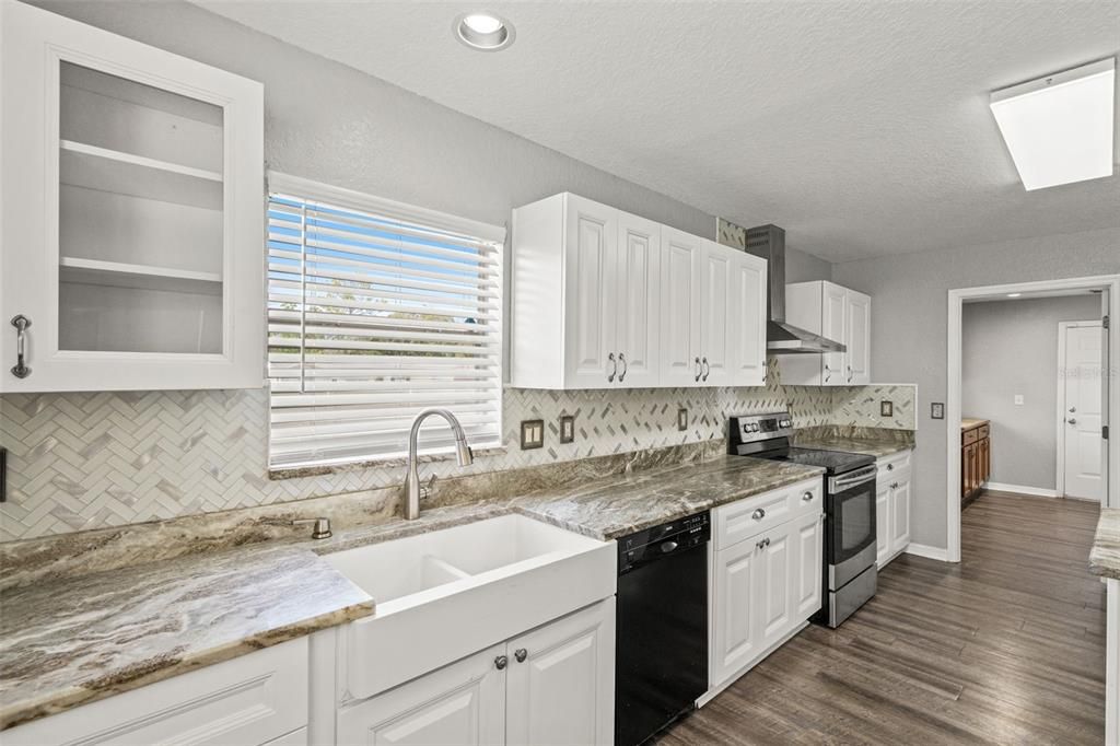 For Sale: $465,000 (4 beds, 2 baths, 2624 Square Feet)