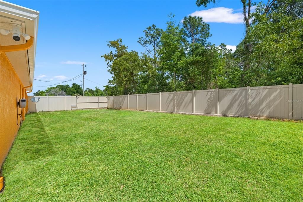For Sale: $465,000 (4 beds, 2 baths, 2624 Square Feet)