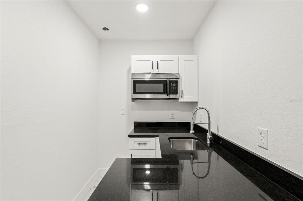 For Sale: $465,000 (4 beds, 2 baths, 2624 Square Feet)
