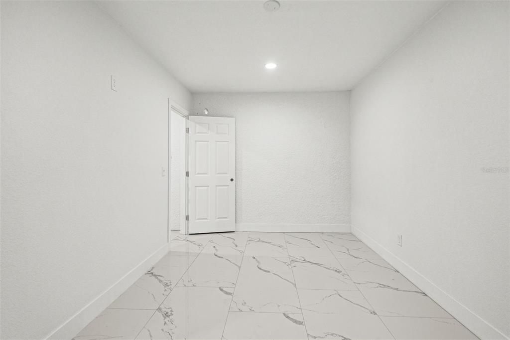 For Sale: $465,000 (4 beds, 2 baths, 2624 Square Feet)