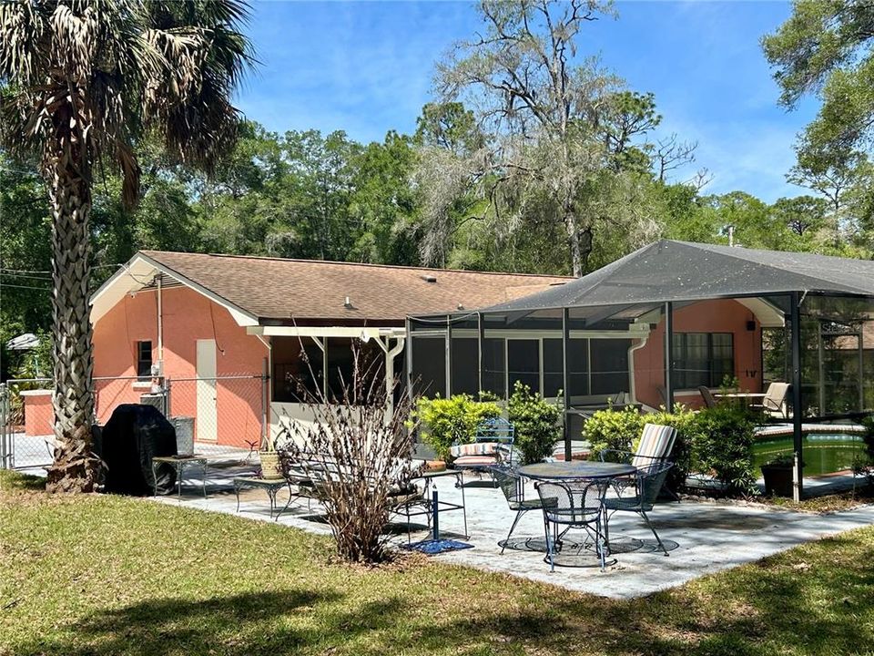 Activo con contrato: $265,000 (2 camas, 2 baños, 1278 Pies cuadrados)