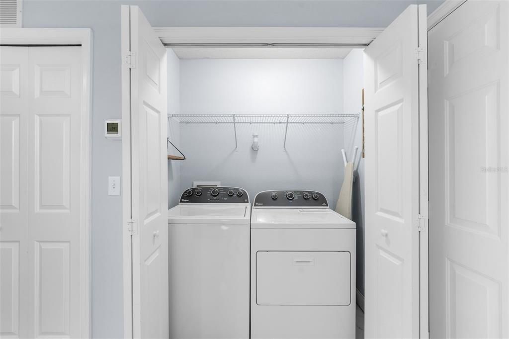 Activo con contrato: $199,000 (2 camas, 2 baños, 1120 Pies cuadrados)