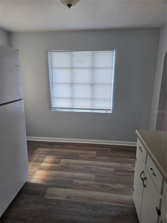 В аренду: $1,900 (3 спален, 2 ванн, 1200 Квадратных фут)