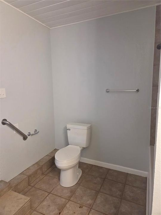 В аренду: $1,900 (3 спален, 2 ванн, 1200 Квадратных фут)