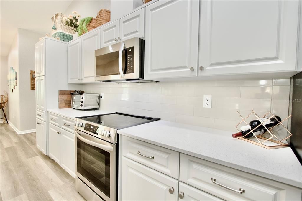 Activo con contrato: $439,900 (3 camas, 2 baños, 1513 Pies cuadrados)