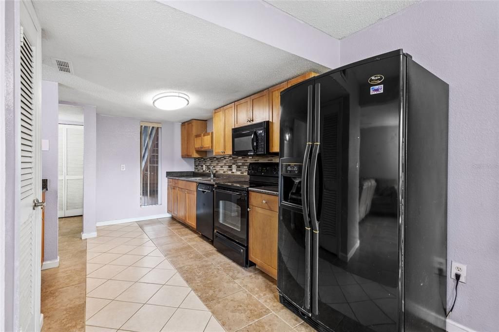 For Rent: $1,650 (3 beds, 2 baths, 1278 Square Feet)