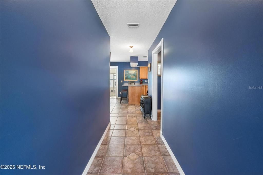 For Sale: $499,900 (3 beds, 2 baths, 1248 Square Feet)