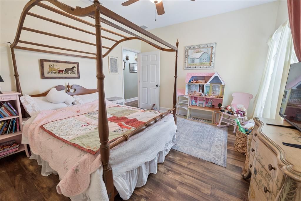 For Sale: $409,000 (4 beds, 2 baths, 2313 Square Feet)