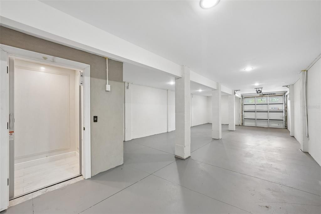На продажу: $899,900 (4 спален, 2 ванн, 2098 Квадратных фут)