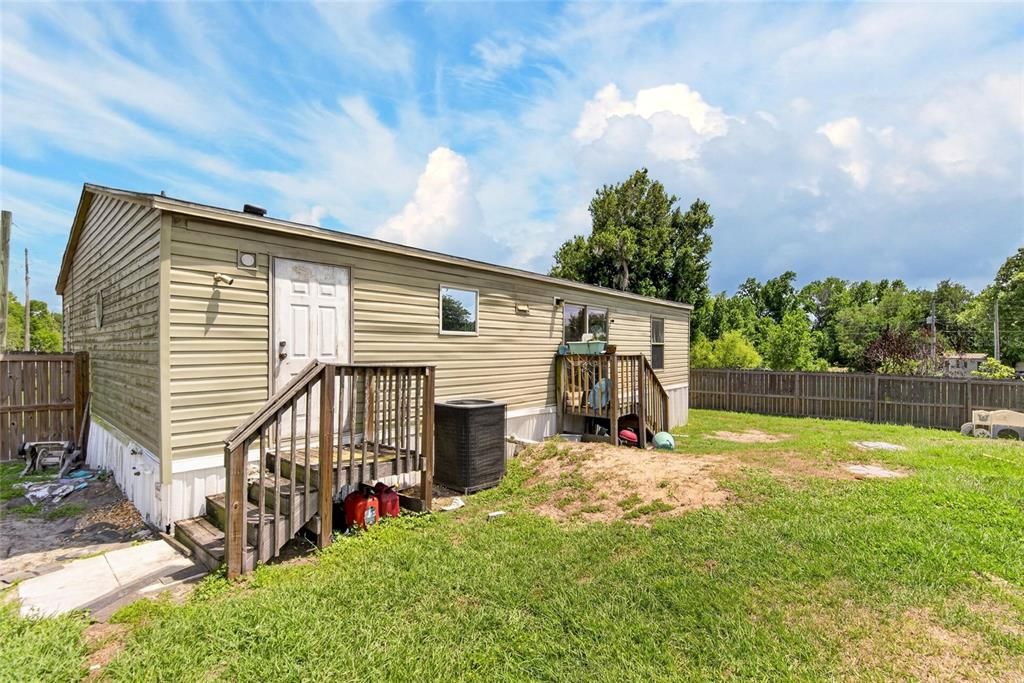 En Venta: $220,000 (3 camas, 2 baños, 1400 Pies cuadrados)