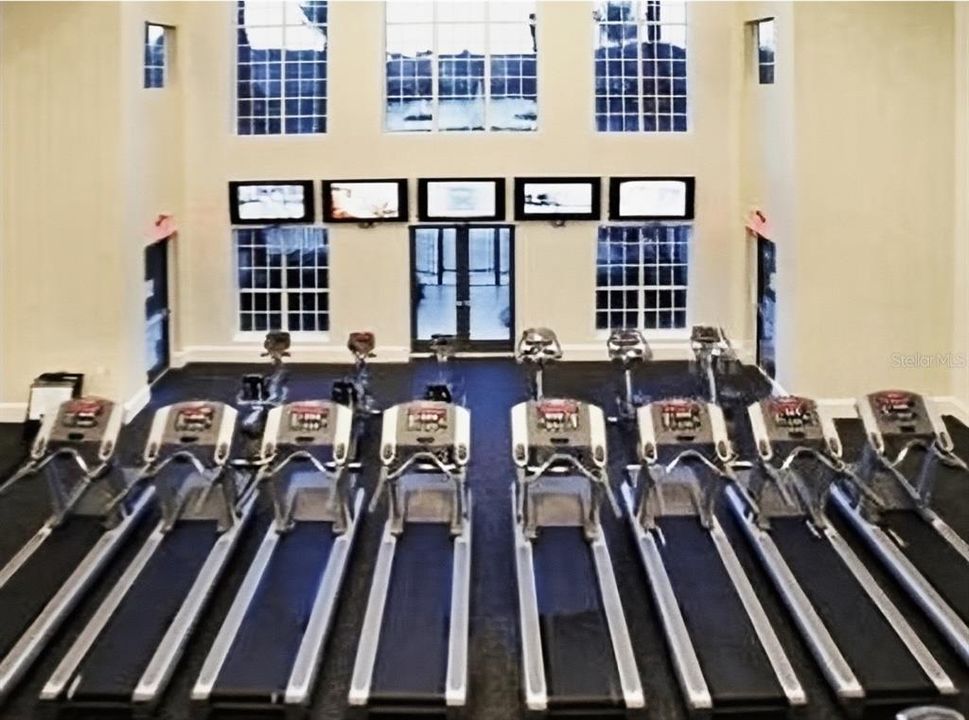 Active With Contract: $169,900 (2 beds, 2 baths, 874 Square Feet)