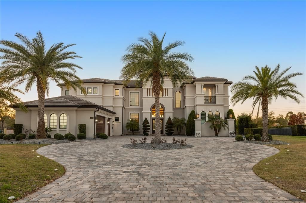Active With Contract: $3,299,000 (6 beds, 6 baths, 7217 Square Feet)