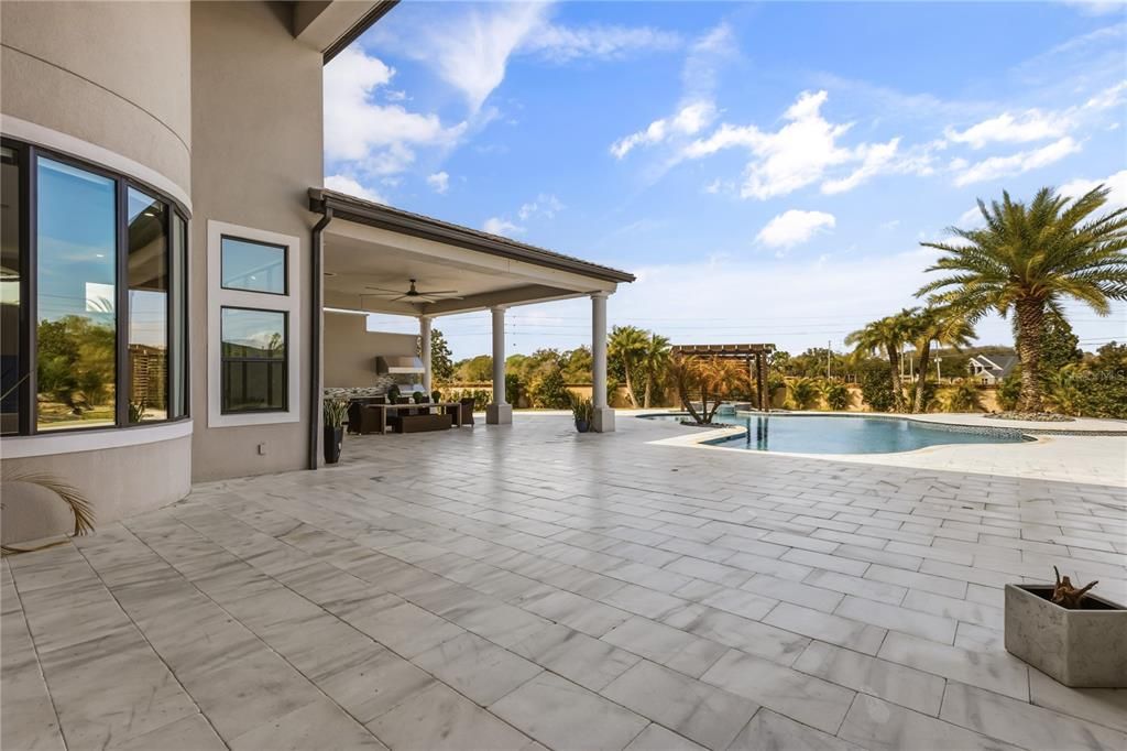 Active With Contract: $3,299,000 (6 beds, 6 baths, 7217 Square Feet)