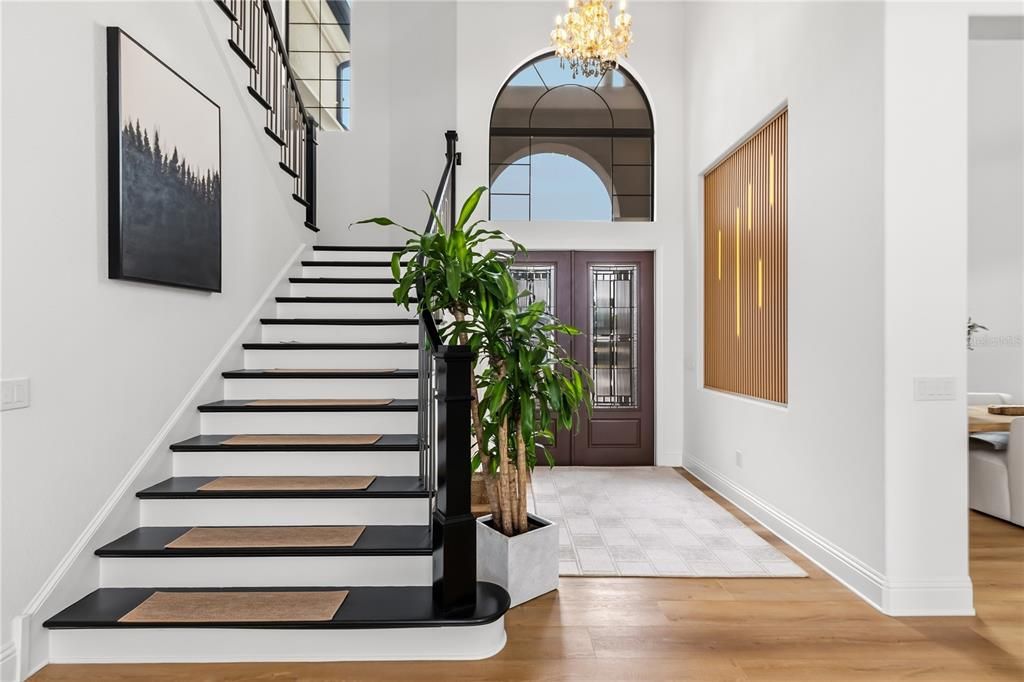 Active With Contract: $3,299,000 (6 beds, 6 baths, 7217 Square Feet)