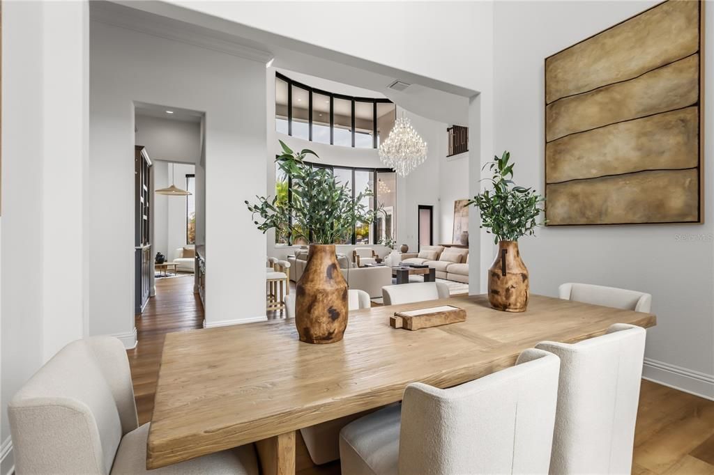 Active With Contract: $3,299,000 (6 beds, 6 baths, 7217 Square Feet)