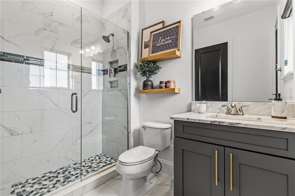 Active With Contract: $3,299,000 (6 beds, 6 baths, 7217 Square Feet)
