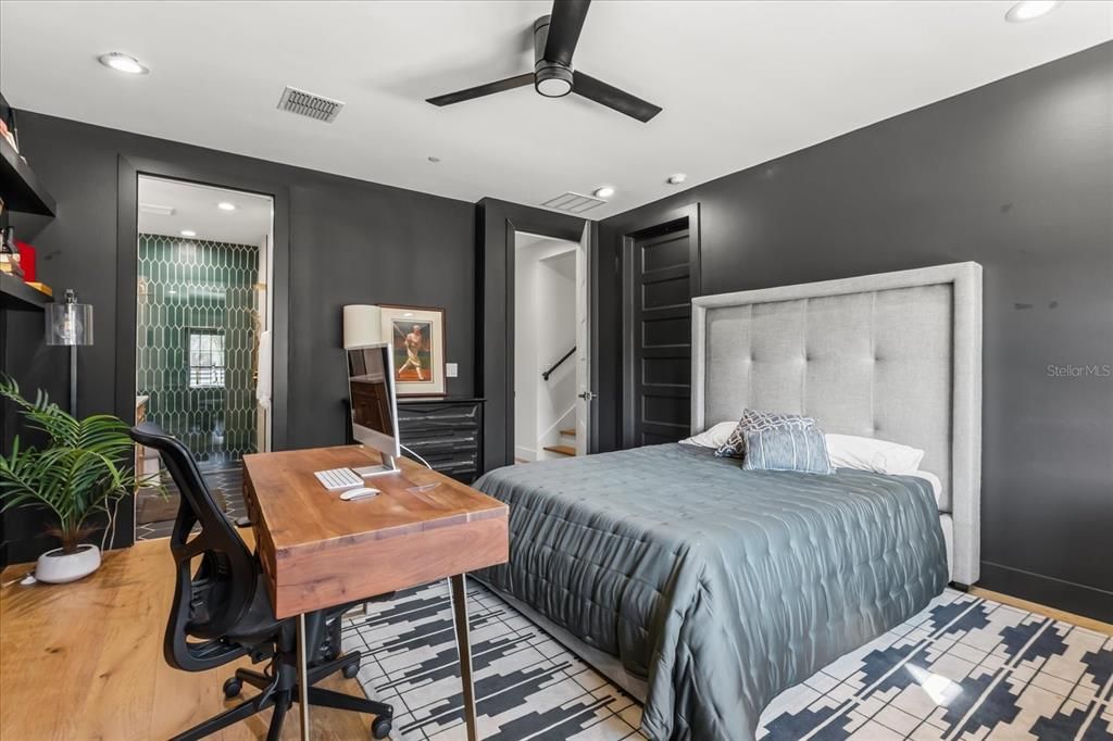 En Venta: $1,849,000 (4 camas, 3 baños, 3555 Pies cuadrados)