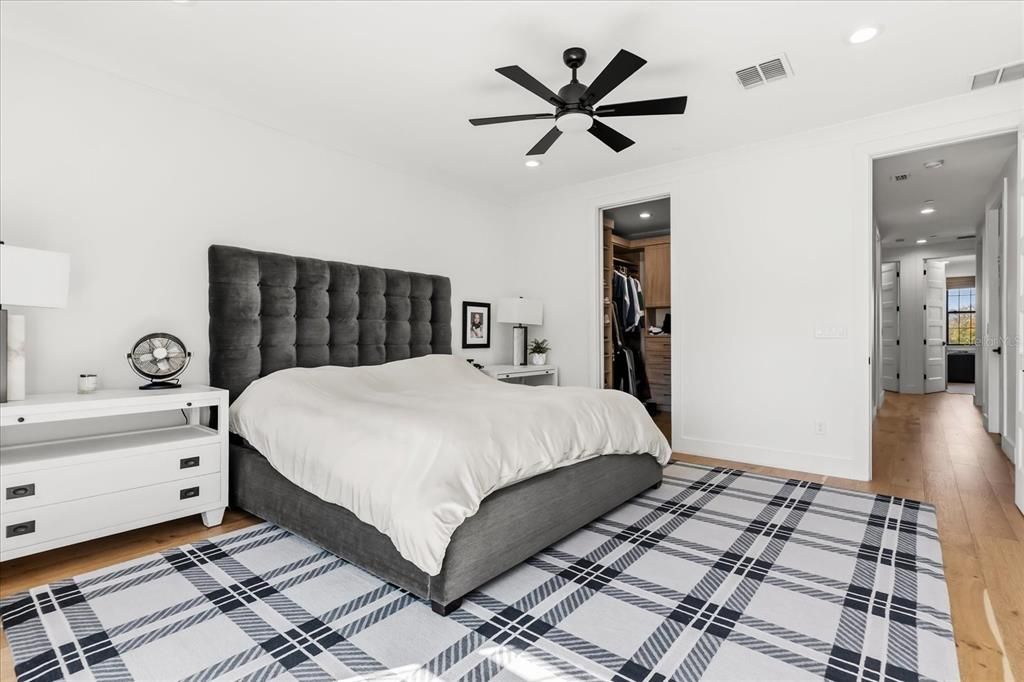 En Venta: $1,849,000 (4 camas, 3 baños, 3555 Pies cuadrados)