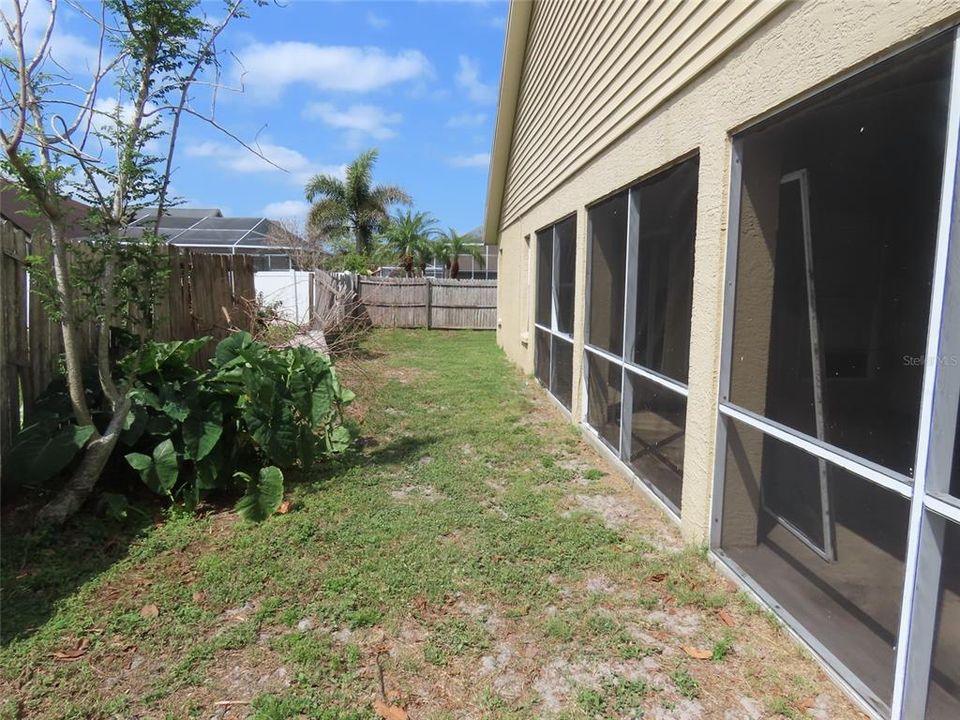 Activo con contrato: $457,600 (4 camas, 2 baños, 2025 Pies cuadrados)