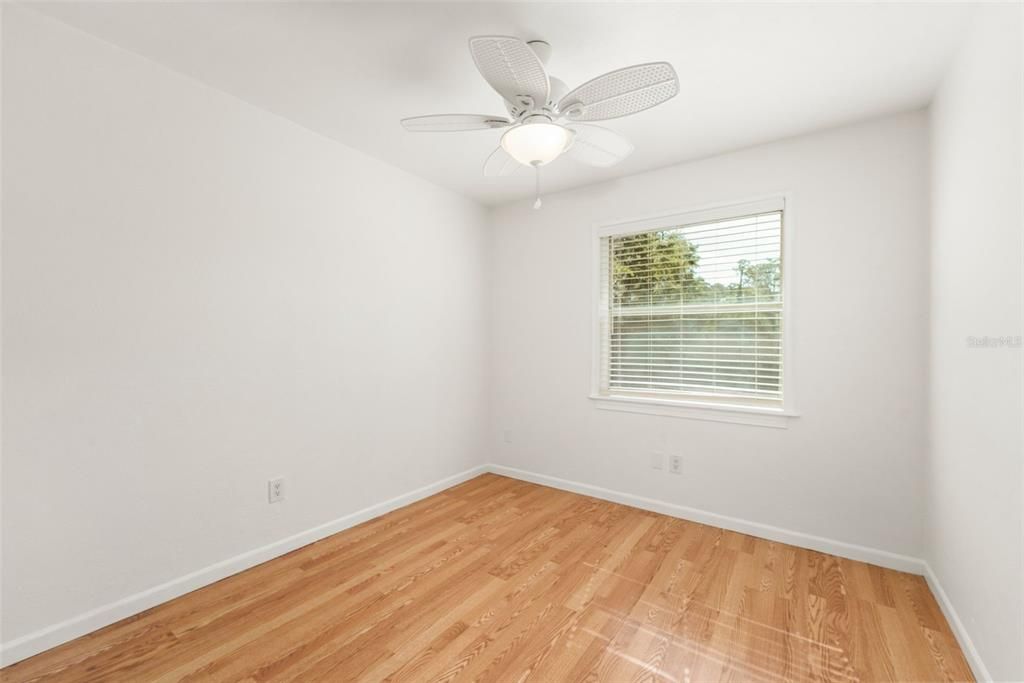Active With Contract: $149,900 (3 beds, 2 baths, 1280 Square Feet)