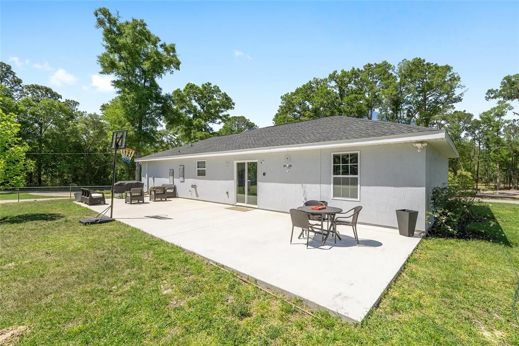 Active With Contract: $315,000 (4 beds, 2 baths, 1500 Square Feet)
