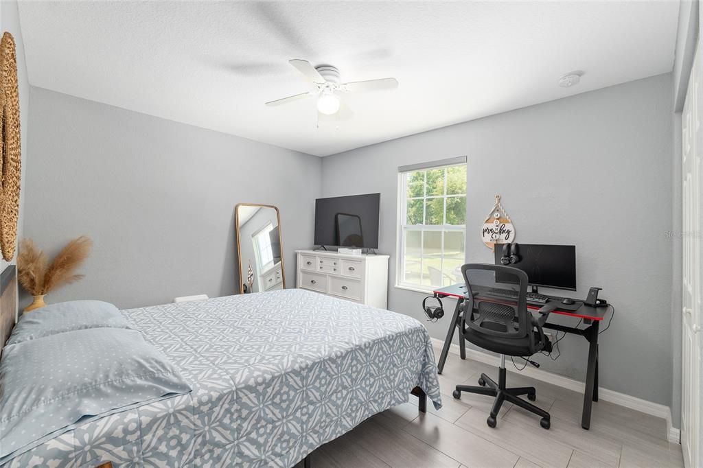 Active With Contract: $315,000 (4 beds, 2 baths, 1500 Square Feet)
