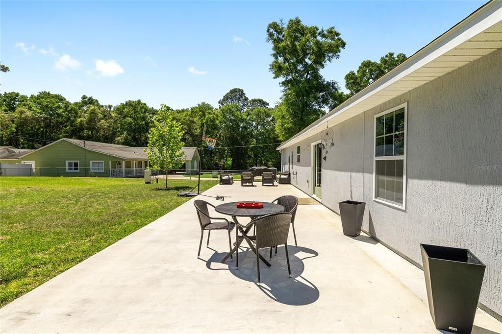 Active With Contract: $315,000 (4 beds, 2 baths, 1500 Square Feet)