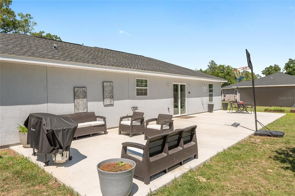 Active With Contract: $315,000 (4 beds, 2 baths, 1500 Square Feet)