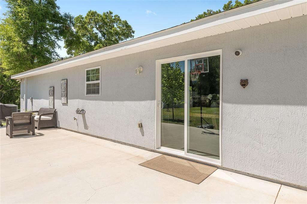 Active With Contract: $315,000 (4 beds, 2 baths, 1500 Square Feet)