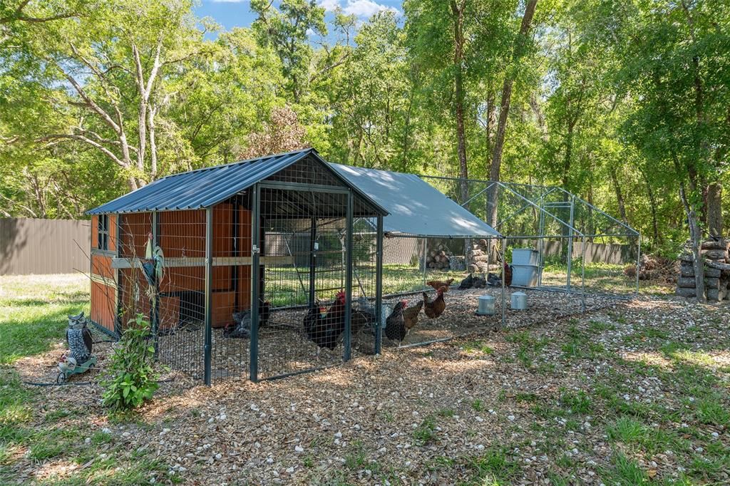 Active With Contract: $315,000 (4 beds, 2 baths, 1500 Square Feet)