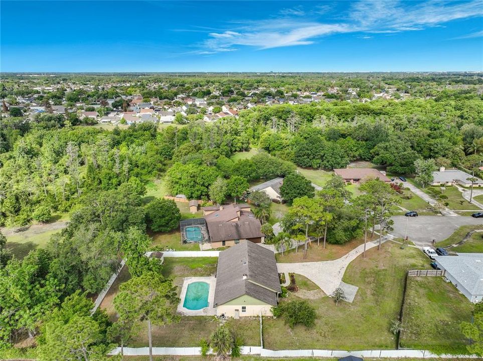 Activo con contrato: $575,000 (4 camas, 2 baños, 2268 Pies cuadrados)