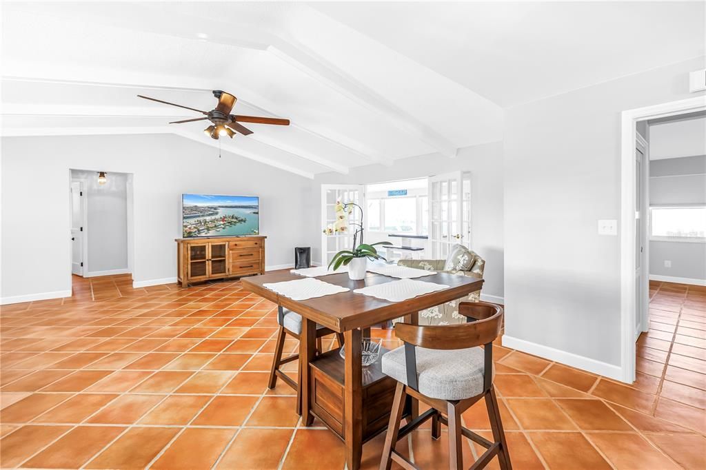For Sale: $1,430,000 (3 beds, 2 baths, 1984 Square Feet)
