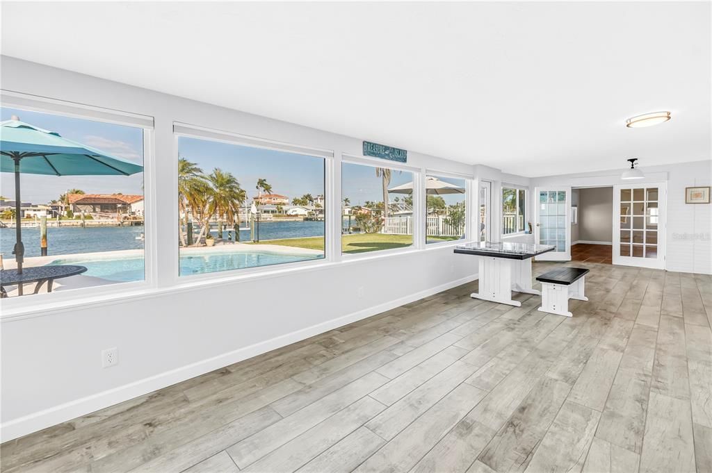 For Sale: $1,430,000 (3 beds, 2 baths, 1984 Square Feet)