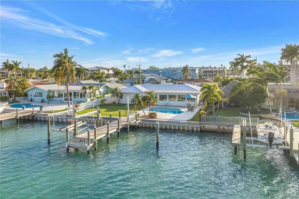 For Sale: $1,430,000 (3 beds, 2 baths, 1984 Square Feet)