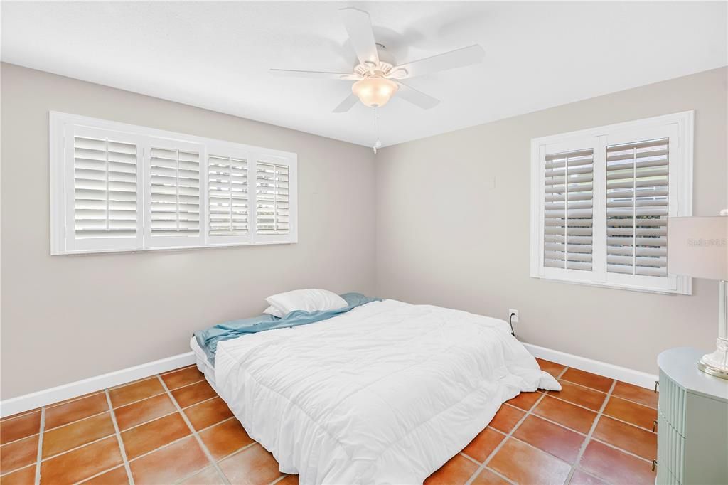 For Sale: $1,430,000 (3 beds, 2 baths, 1984 Square Feet)