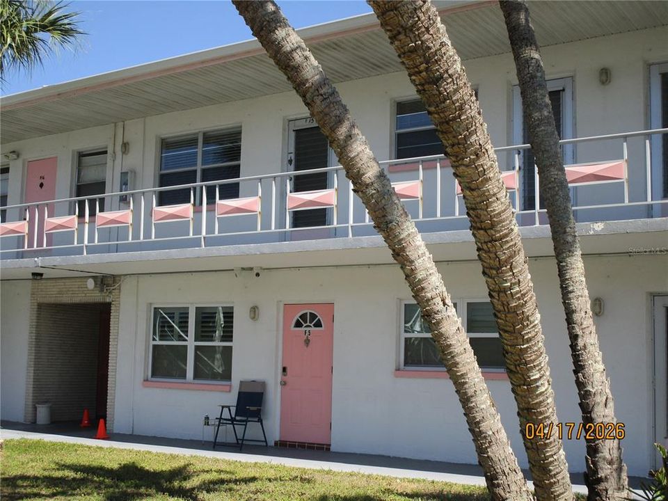 For Sale: $75,000 (2 beds, 1 baths, 890 Square Feet)