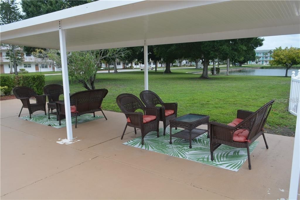 For Sale: $75,000 (2 beds, 1 baths, 890 Square Feet)