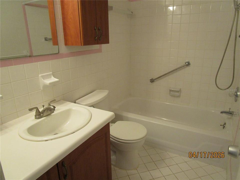 For Sale: $75,000 (2 beds, 1 baths, 890 Square Feet)