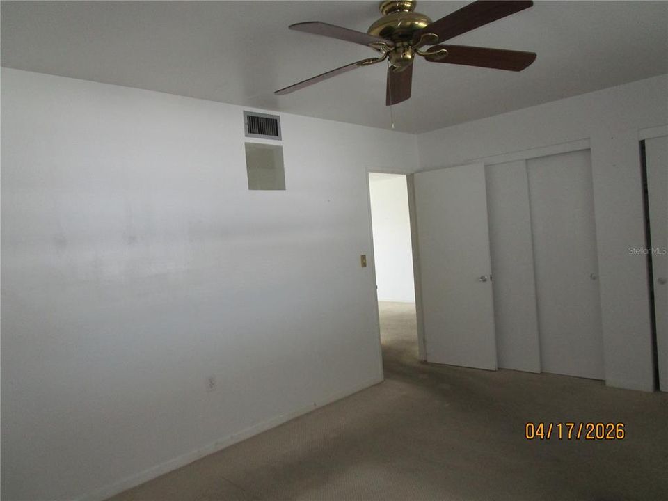 For Sale: $75,000 (2 beds, 1 baths, 890 Square Feet)