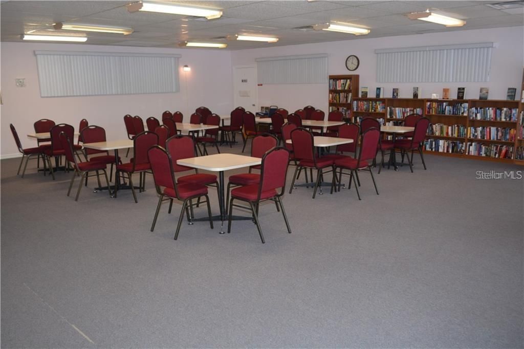 For Sale: $75,000 (2 beds, 1 baths, 890 Square Feet)