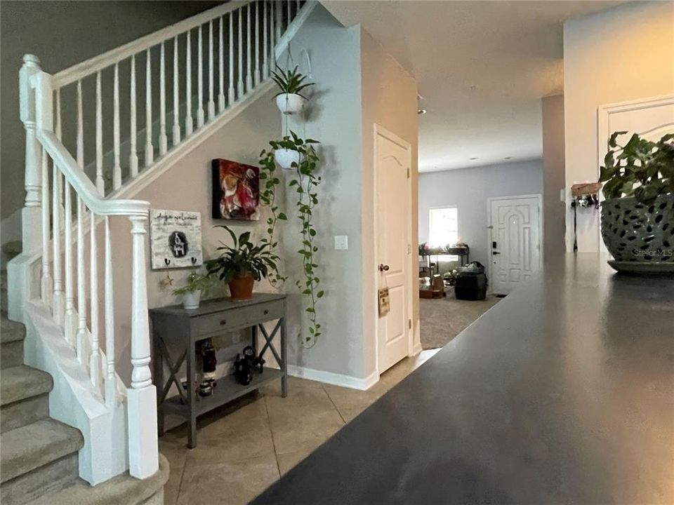 Active With Contract: $2,600 (3 beds, 2 baths, 1837 Square Feet)