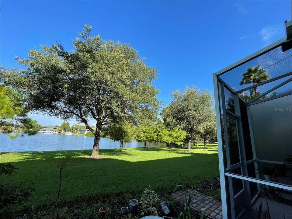 Active With Contract: $2,600 (3 beds, 2 baths, 1837 Square Feet)