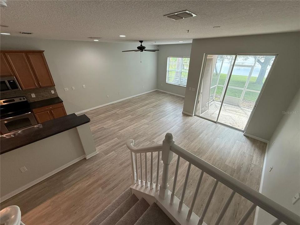 Active With Contract: $2,600 (3 beds, 2 baths, 1837 Square Feet)