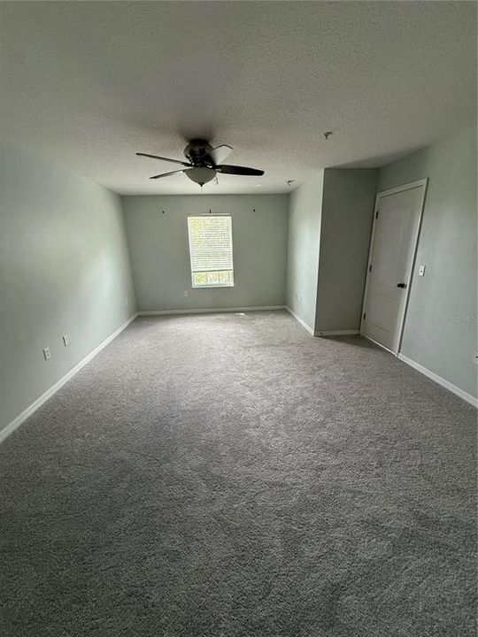 Active With Contract: $2,600 (3 beds, 2 baths, 1837 Square Feet)