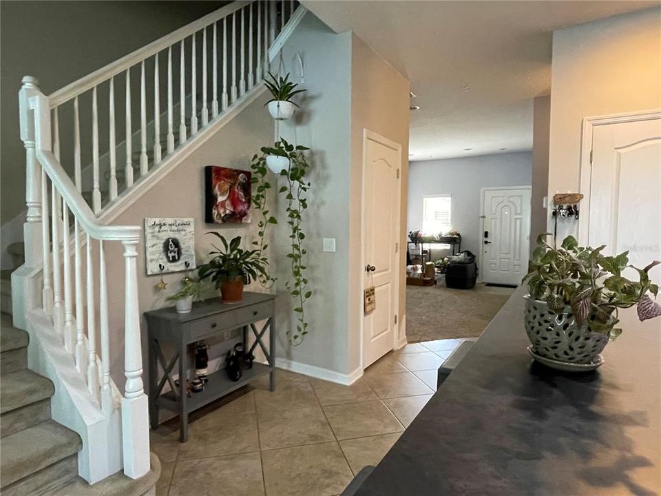 Active With Contract: $2,600 (3 beds, 2 baths, 1837 Square Feet)