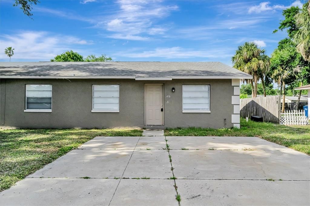 Activo con contrato: $384,000 (4 camas, 0 baños, 1944 Pies cuadrados)